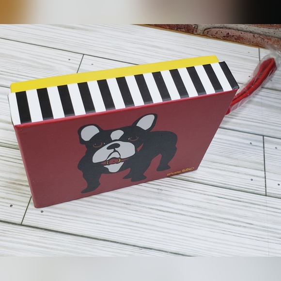 Marc Tetro red billfold with wrist strap in box NWT - Picture 4 of 4